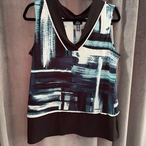 Jones New York sleeveless blouse